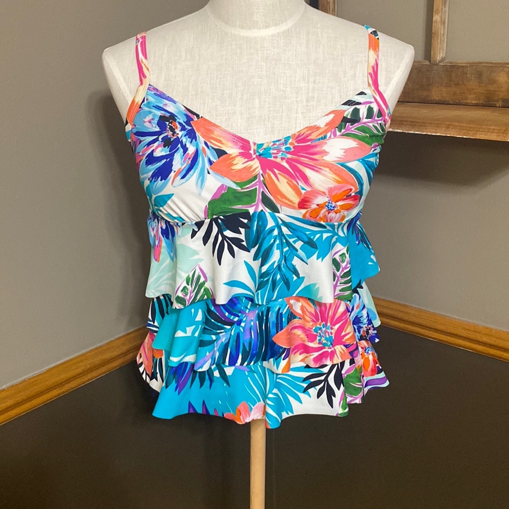 St. Johns Bay colorful tropical print tankini top size 8